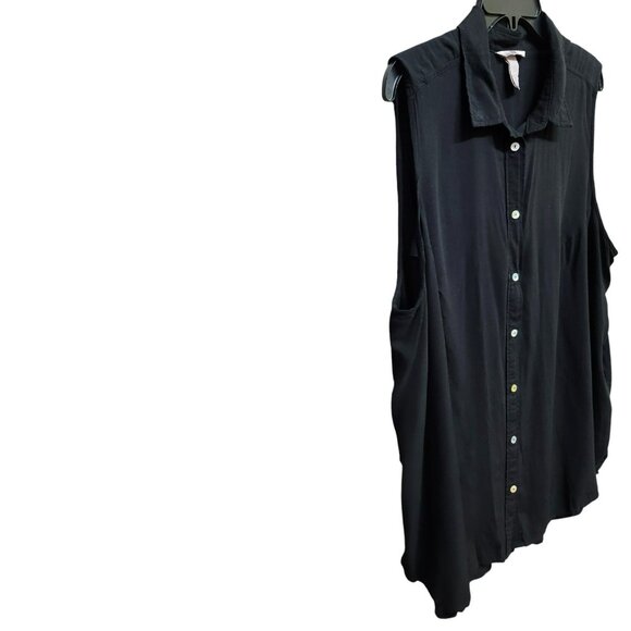 H&M Womens Size 18 Blouse Black Button Front Sleeveless Curved Hem Collared - Picture 3 of 11